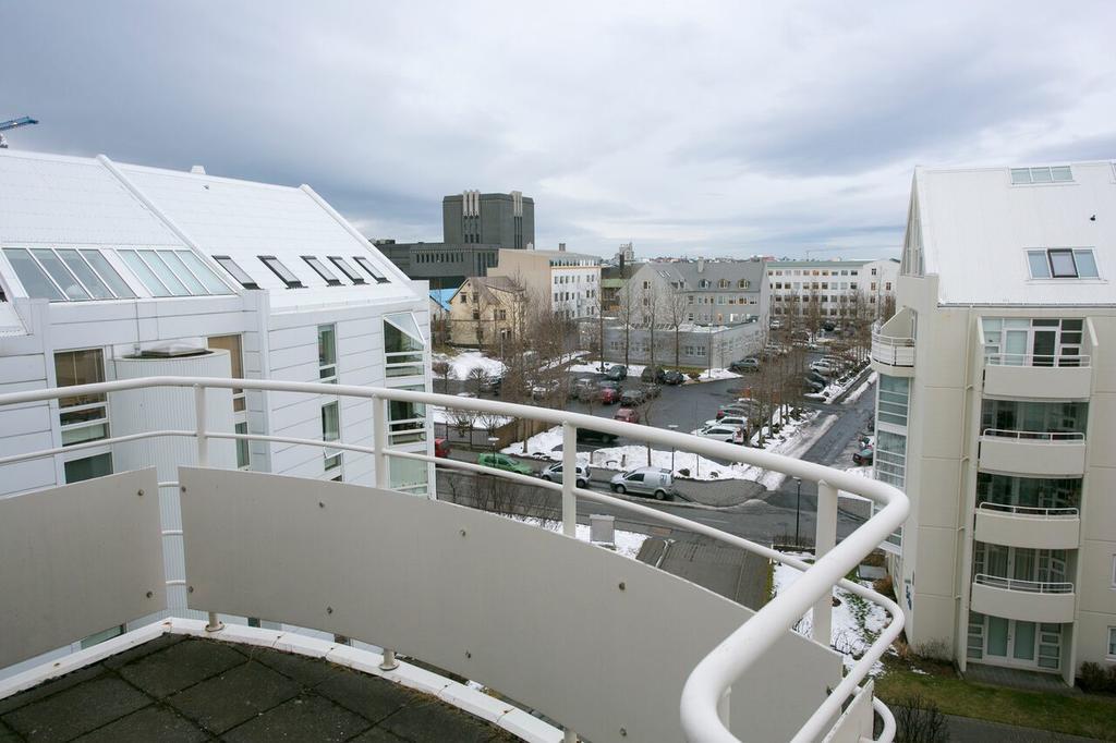 Ferienwohnung Penthouse Downtown With Free Parking Reykjavík Exterior foto
